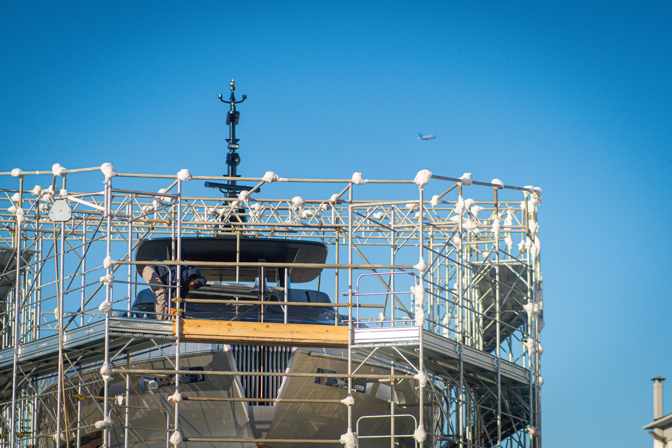 Ponteggio in cantiere nautico