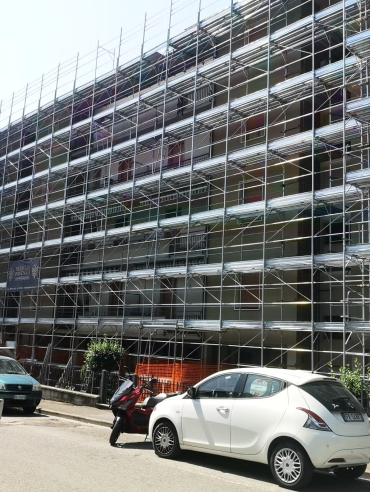 Coperture Ponteggi Villa Carrara Versilia Ponteggi SRL